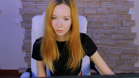 kim_boyd online show from December 7, 3:52 pm