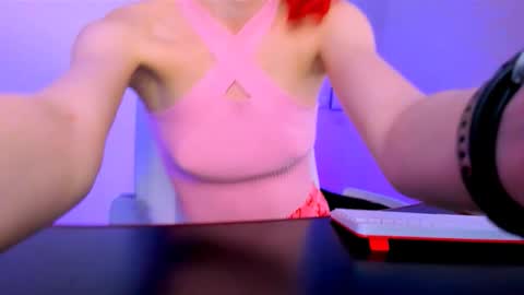 kim_boyd online show from September 29, 7:57 am