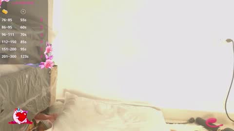 Snapshot of kim_brown2 chatting on November 22, 2:43 am Kim Follow me please online show from November 22, 2:43 am