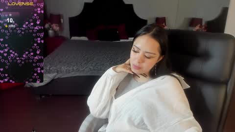 Kim online show from December 21, 8:43 pm