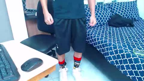 Snapshot of kim_curly_ chatting on November 20, 3:01 pm KIM online show from November 20, 3:01 pm