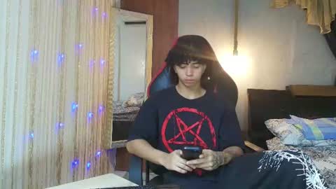 KIM online show from June 28, 11:44 pm