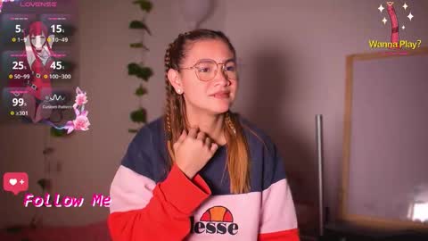 ISABELLA 3 online show from January 14, 8:42 am