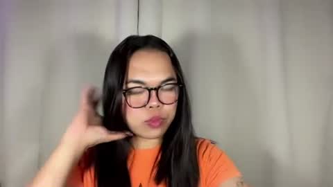 Snapshot of kim_kyile chatting on November 21, 12:10 am KYLIE online show from November 21, 12:10 am