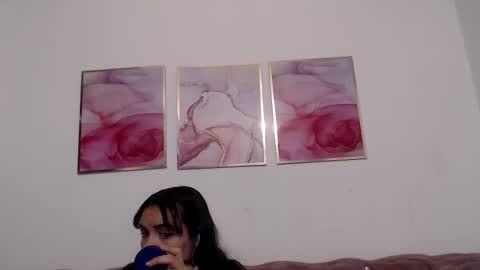 K I M online show from February 9, 11:04 am