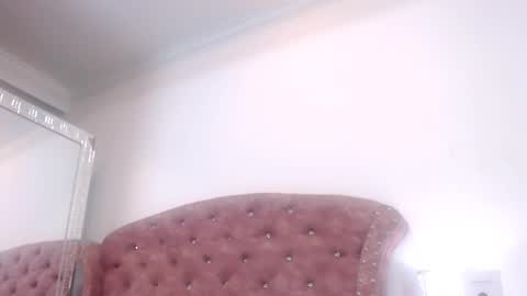 K I M online show from March 3, 12:05 pm