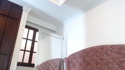 K I M online show from March 10, 12:48 pm