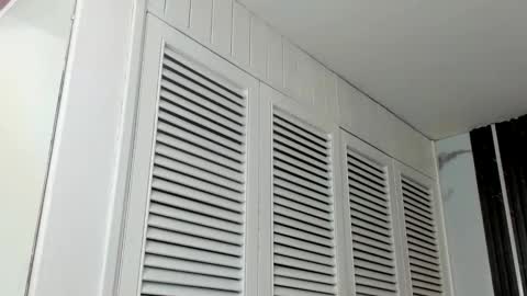 K I M online show from September 28, 1:05 pm