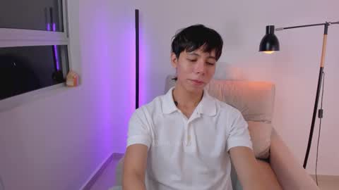 Kim Lian online show from February 20, 1:46 am