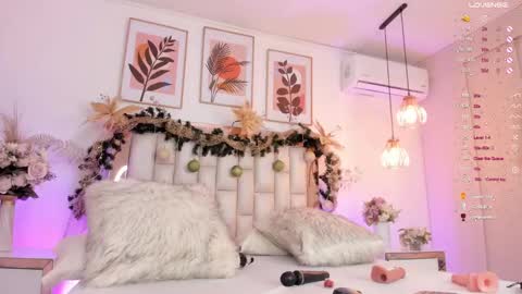 KIM  online show from December 23, 11:06 pm