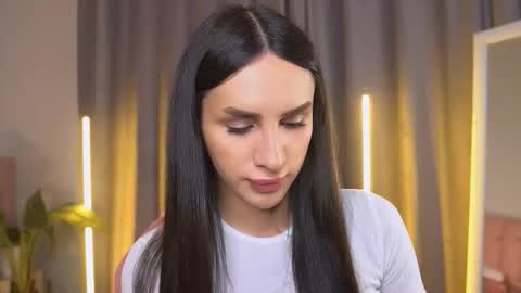 Kim Oberlin online show from November 13, 3:55 pm