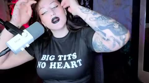 Hi Im Kimberly but u can call me Kim. Turn on ur sound i love to talk and moan online show from June 24, 1:59 am