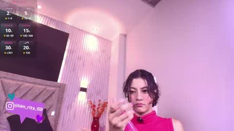 Kim  online show from June 13, 8:18 pm