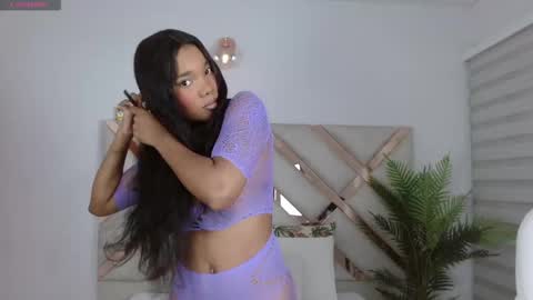 Snapshot of kimara_lion chatting on December 22, 4:28 am kimara lion online show from December 22, 4:28 am