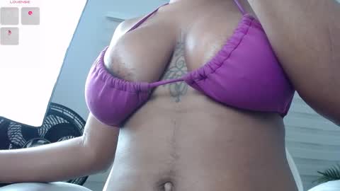 Snapshot of kimara_lion chatting on January 11, 8:43 am kimara lion online show from January 11, 8:43 am