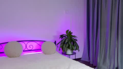 kimbeerlou online show from November 23, 2:06 pm