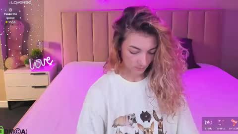 kimberlly_smith online show from June 12, 11:35 pm