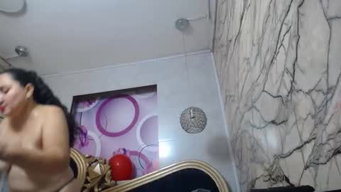 Snapshot of kimberly_candy77 chatting on December 2, 7:20 pm kimberly online show from December 2, 7:20 pm