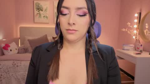 Kimberly 1200-1900 GMT-5 online show from September 24, 6:11 pm