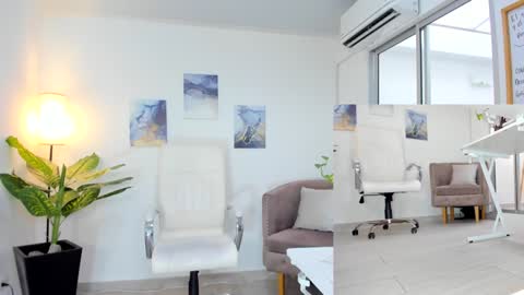 Melissa online show from January 2, 7:40 pm