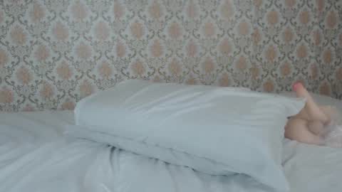 Kimberly online show from February 10, 2:08 am