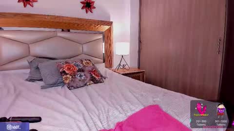 kimberly shaw online show from September 25, 9:07 pm