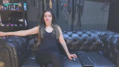  KIMBERLY SWAN  online show from January 21, 2:43 am