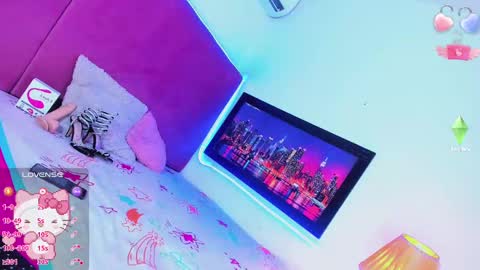 Your Queen KIM online show from October 17, 7:49 pm