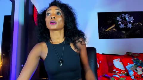 Snapshot of kimberlybanks2 chatting on December 15, 10:37 pm Kimberly Banks online show from December 15, 10:37 pm