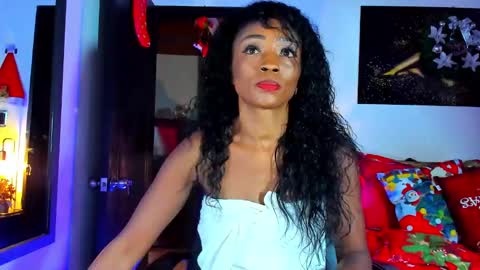 Snapshot of kimberlybanks2 chatting on December 18, 11:24 am Kimberly Banks online show from December 18, 11:24 am