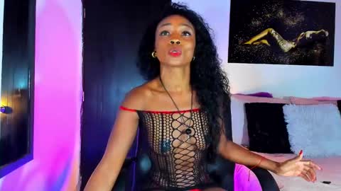 Snapshot of kimberlybanks2 chatting on February 7, 7:49 pm Kimberly Banks online show from February 7, 7:49 pm