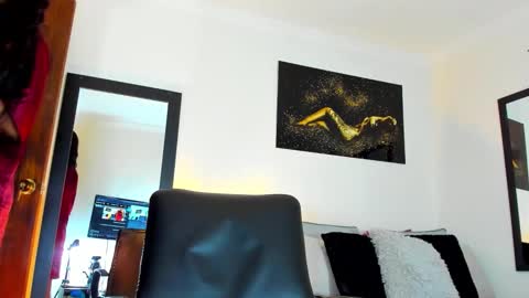 Snapshot of kimberlybanks2 chatting on November 30, 1:04 pm Kimberly Banks online show from November 30, 1:04 pm