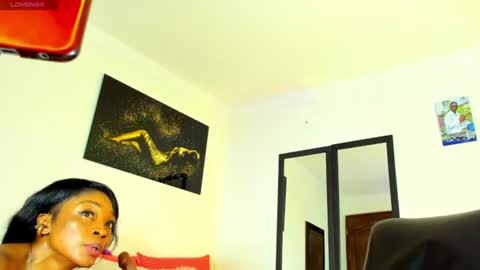 Kimberly Banks online show from June 12, 10:52 pm