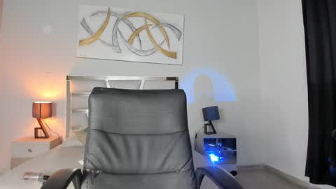 kimberly online show from January 22, 11:53 pm