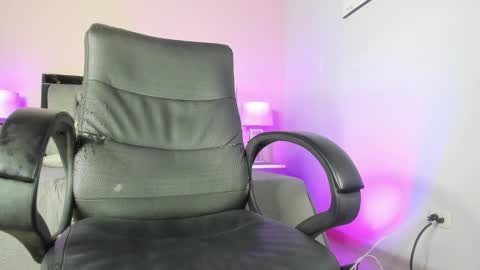 kimberly online show from March 1, 2:26 am