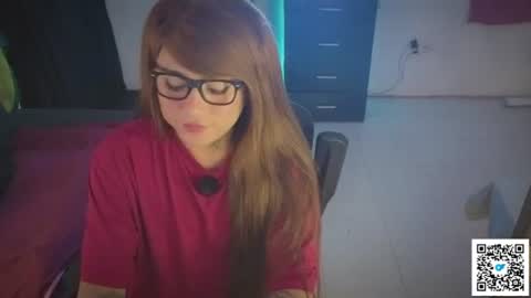 Kimberly Polizzi     online show from June 18, 9:19 pm