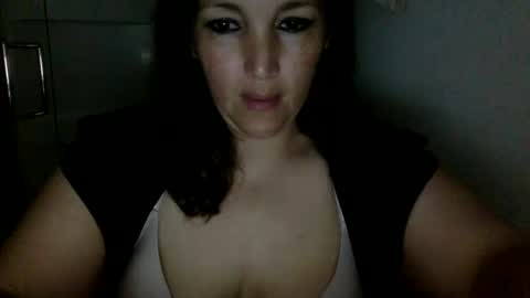 Snapshot of kimberlylynn chatting on February 9, 11:58 am KimberlyLynn online show from February 9, 11:58 am