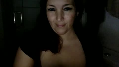 Snapshot of kimberlylynn chatting on March 11, 10:51 am KimberlyLynn online show from March 11, 10:51 am
