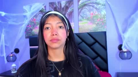 Kimberly Villalobos online show from November 7, 11:43 am