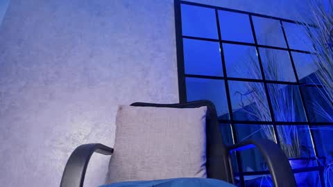 Kim online show from December 9, 1:45 pm