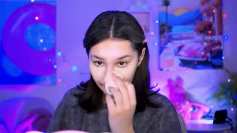 Snapshot of kimclarks chatting on November 13, 12:26 pm kimclarks online show from November 13, 12:26 pm