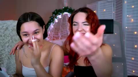 kimclarks online show from January 11, 8:41 am