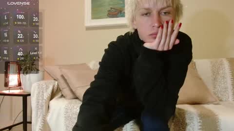 Kim  online show from March 17, 7:17 pm