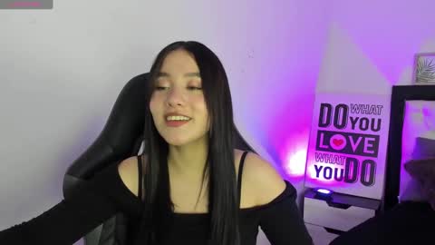 kimgarcez online show from September 18, 8:33 pm