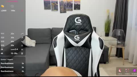 kimi_ivy online show from September 21, 4:14 am