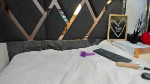 Kimy online show from March 11, 3:18 pm