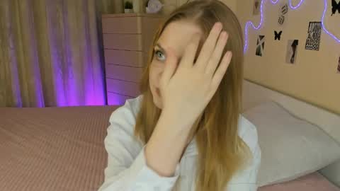 Snapshot of kimiko_hayami chatting on June 9, 9:04 pm Kimi online show from June 9, 9:04 pm