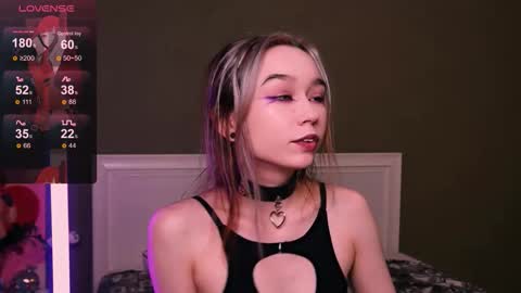 Kimiko online show from November 16, 6:24 pm