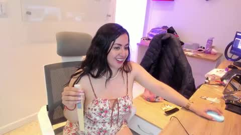 Camila online show from January 5, 5:27 pm