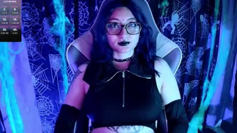   online show from October 30, 1:34 pm